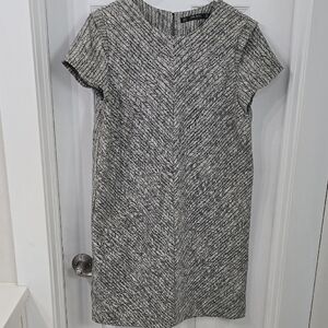 Elegant Gray Patterned Dress